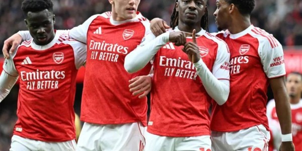 1-0！英超乱套了，阿森纳4连胜领跑，曼城0-1爆冷，3大豪门翻车