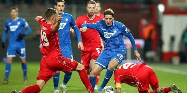 德甲中游卡位战！不来梅主场迎战柏林联合，攻防核心博弈定走势