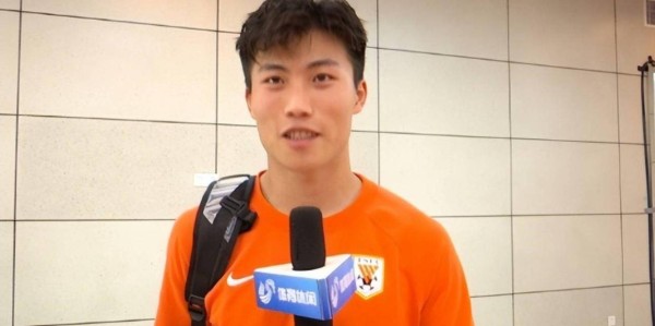 喜讯！谢文能下个月以400万转会费加盟德甲不莱梅，只可惜被辟谣