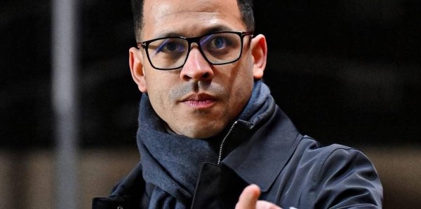 英超主帅真难当！三人拿下月最佳后下课，新科欧联冠军也想换帅