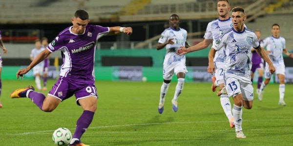 佛罗伦萨2-0奥洛莫茨：皮科利破门 意甲第16胜捷甲第8联赛开门红
