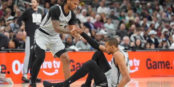 文班亚马16+11卡斯尔40+12+12 马刺胜独行侠