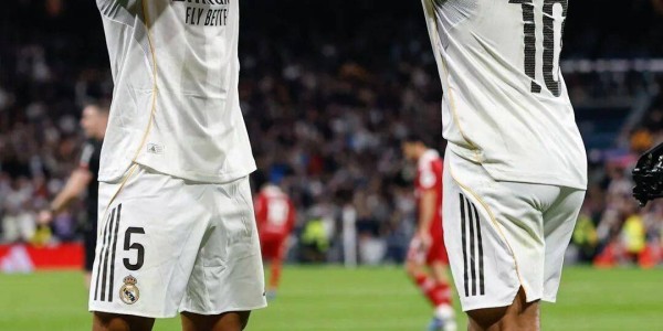 天选之人！姆巴佩受伤皇马给21岁新人机会，他能延续金靴表现么