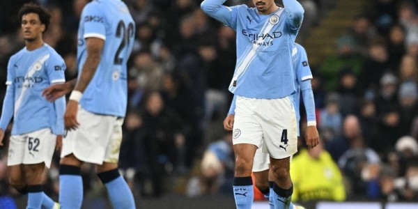 欧冠一夜！亚马尔低迷，巴萨完败切尔西，曼城托大翻车，尤文绝杀