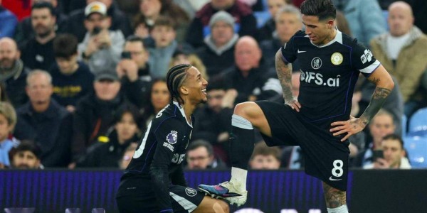 29分钟戴帽！1.2亿神锋打爆维拉，欧冠资格卡位战变惨案：11.6亿豪门4-1终结3轮不胜