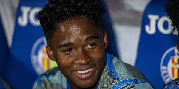 恩德里克租借里昂：19岁巴西新星的法甲逐梦之旅