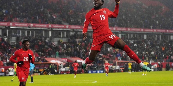 德甲身价最高阵容揭晓！11人阵容仅两非拜仁球员，冠军悬念大减？