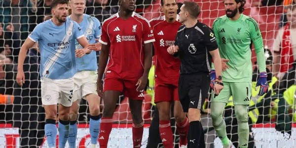 补时送点！红军名宿怒批阿利松 利物浦争5前景不妙