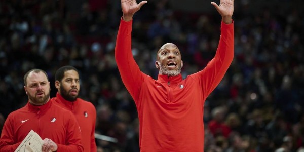 曝比卢普斯面临洗钱&amp;电信诈骗等六项指控 最高判20年监禁