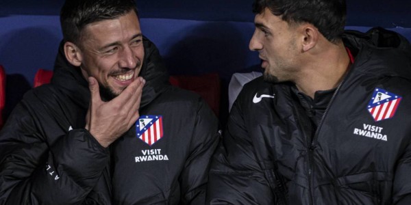 零封神组合！维维安+帕雷德斯让竞技防线固若金汤，连续两场零失球创佳绩