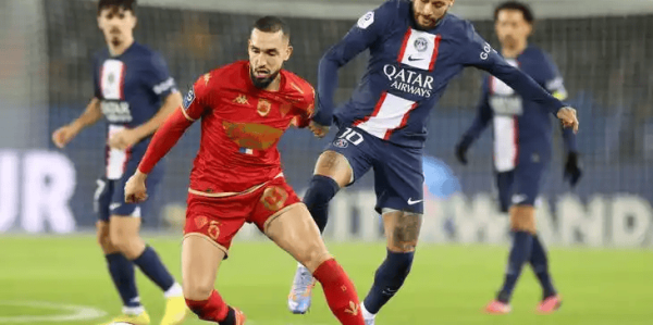 周五010法甲巅峰对决！巴黎圣曼主场碾压？摩纳哥残阵硬刚，比分进球数精准剖析