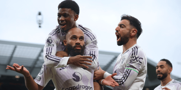 豪门悲喜夜：利物浦1-2曼联吞4连败 米兰2-1登顶 皇马1-0德比8连胜