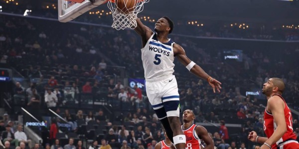 小卡缺阵爱德华兹31分 迪文琴佐18分森林狼送快船3连败