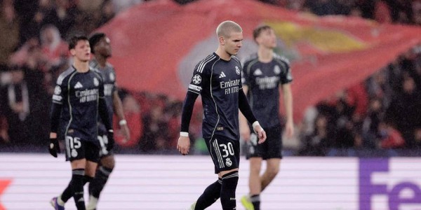 皇马2-4惨败本菲卡，跌至第9无缘直通16强：附加赛或再遇曼城