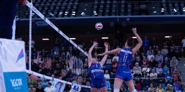 意甲保级战白热化！庄宇珊单场硬抗42次一传、米兰3-1圣乔瓦尼