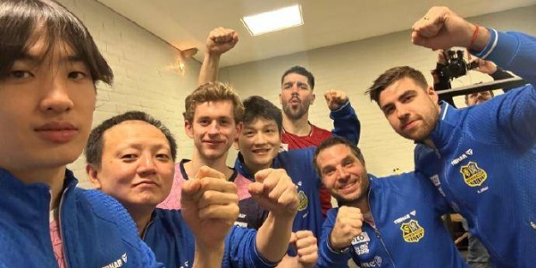 15分钟速胜！樊振东欧冠首秀零封对手 赛后模仿C罗庆祝