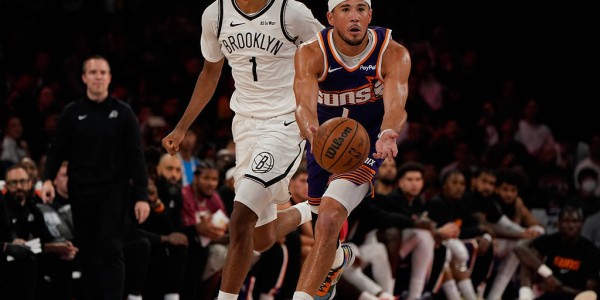 季前赛-托马斯16分布克18+5+5 曾凡博未出场篮网险胜太阳