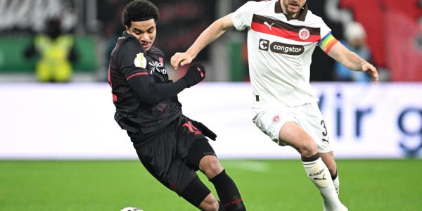 随着圣保利0-3，德国杯四强率先诞生一席：德甲第6昂首晋级