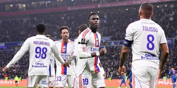 法甲最新积分榜动态：里昂强势稳居前三，多队保级形势严峻