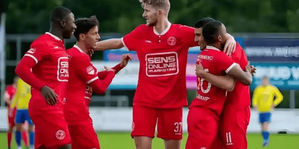 意甲焦点战：国际米兰VS热那亚，榜首与中游的激烈碰撞