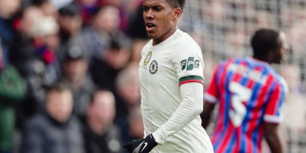 英超第23轮：切尔西3-1水晶宫 埃斯特旺传射佩德罗破门+造点恩佐点射