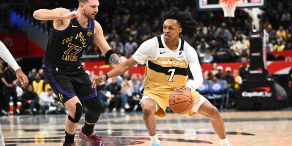 创纪录！东契奇18分4秒完成三双 湖人队史最快