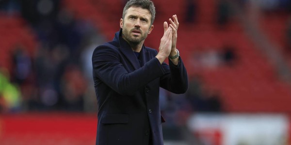 观战台：曼联死磕热刺+曼城火拼利物浦 皇马巴萨战弱旅