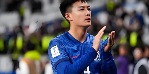 喜讯！申花新赛季原本到嘴边的国脚大鱼被直接截胡，曾是德甲名帅嫡系