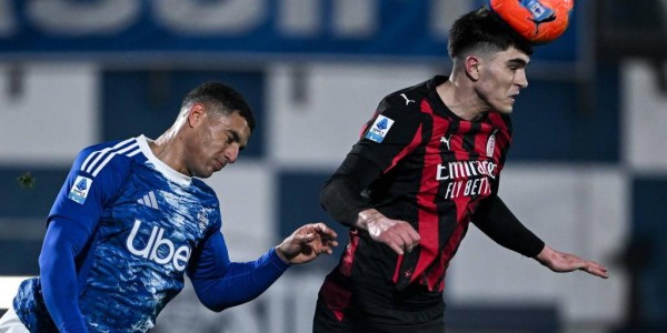 AC米兰客场3-0完胜博洛尼亚：技术与战术的完美结合