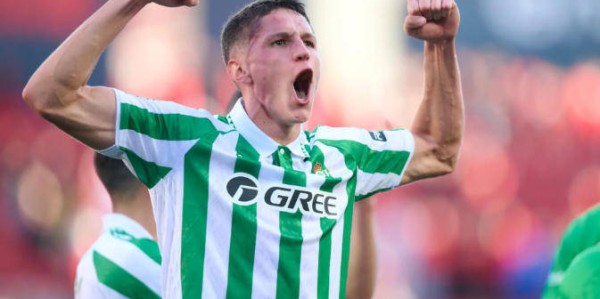 2000万欧锁喉价！贝蒂斯上架阿尔蒂米拉，英超德甲群狼环伺引爆冬窗争夺战