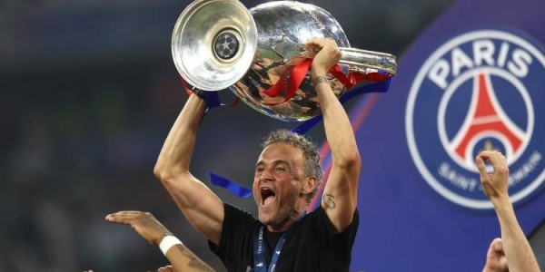 欧冠冠军主帅！镜报独家：曼联将恩里克作为正式主帅主要目标之一