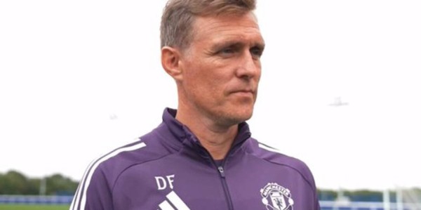 曼联临时执教新人选曝光！拉爵对阿莫林情绪已变，球员不信其能力