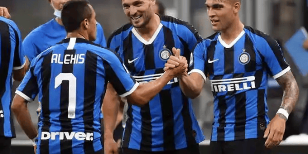 意甲焦点战：乌迪内斯死守主场，罗马剑指三分