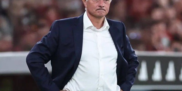 首胜！穆里尼奥击败欧洲四冠王，皇马决定欧冠成败