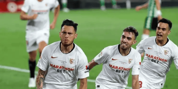 比利亚雷亚尔主场迎战埃尔切，前者主场强势，后者客场疲软，争夺西甲保级资格。