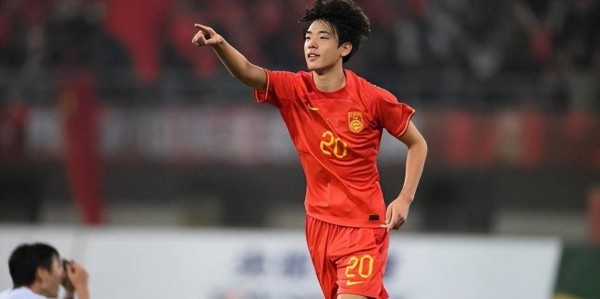 停不下来！五支德甲俱乐部将扎堆官宣签下六大国足主力国脚，四人将直接锁定核心位置