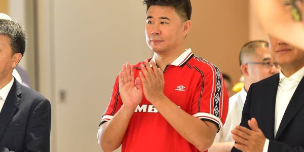 全队遭批，唯他获赞！董方卓唯一认可的U23铁腰，要登陆英超了