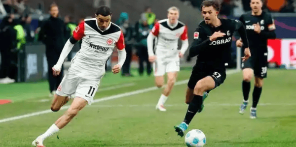 德甲第20轮焦点战：斯图加特VS弗赖堡——欧冠席位争夺的生死局