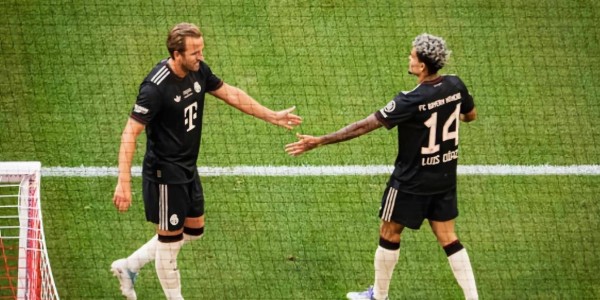 豪门冠军夜巴黎2-1击败巴萨，拜仁连赢、利物浦首负，积分榜更新