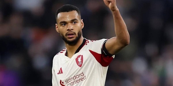 利物浦锋线告急！斯洛特否认召回埃利奥特，寄望加克波复出救场