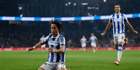 周六 德甲前瞻：弗赖堡VS汉堡 比分预判及攻防韧性对决解析