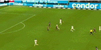 3-0，拜仁豪取13连胜+排德甲第一，迪亚斯2球1助，凯恩无敌远射