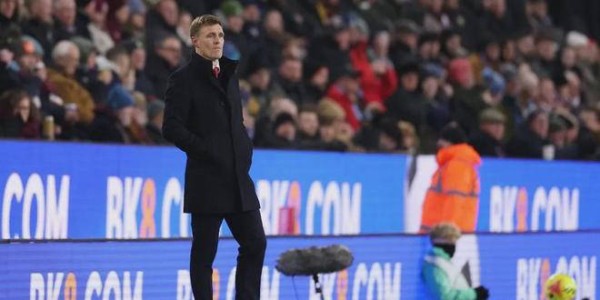 曼联27次传中助攻战术显现，弗莱彻激活谢什科进攻同时暴露防守隐患