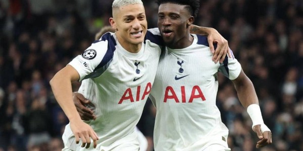 3球横扫！2次点球加1记乌龙，弗兰克打造热刺欧冠主场零封传奇