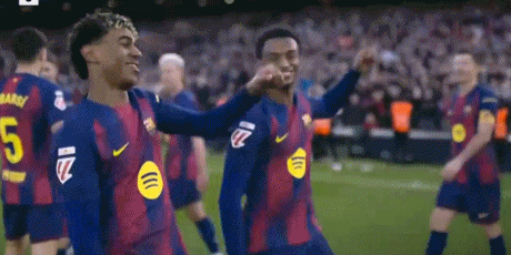 远射世界波！亚马尔滑跪庆祝，创西甲单季纪录，5场连造6球