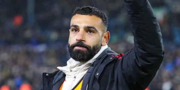 名记曝利物浦力挺斯洛特，将重罚萨拉赫：欧冠内部禁赛+冬窗出售