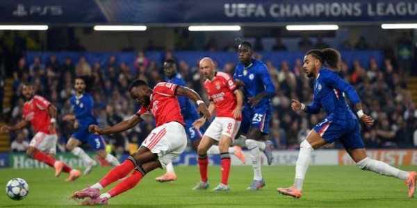 0-1！穆里尼奥重返斯坦福神奇不再，前欧冠冠军开局2连败，排倒数