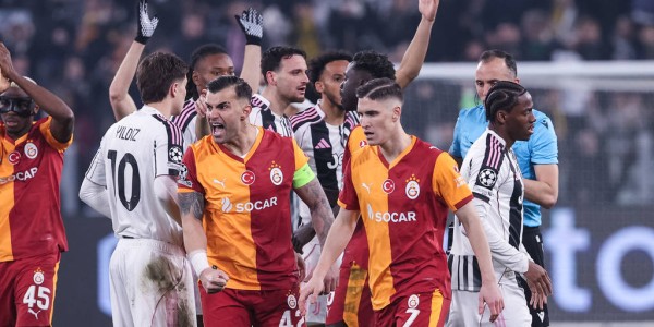 欧冠早报：10人尤文加时出局 16强出炉英超独占6席