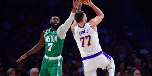 杰伦布朗32+8+7 东契奇25分詹姆斯20分湖人负绿军