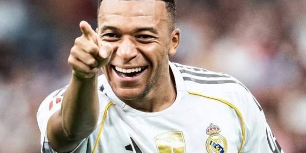 皇马冲击第14座西超杯！姆巴佩空降决赛，9次对阵巴萨狂轰12球